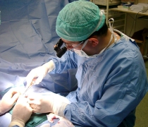 Docteur Luc Depierreux chirurgien de la main et épaule Namur